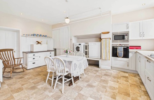 Knaresborough House | Host & Stay | Thorneville House