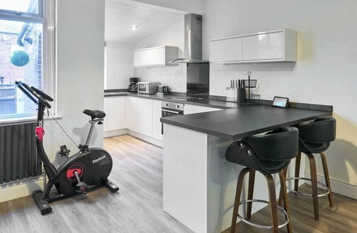 Bolton House | Host & Stay | Thurstane Street