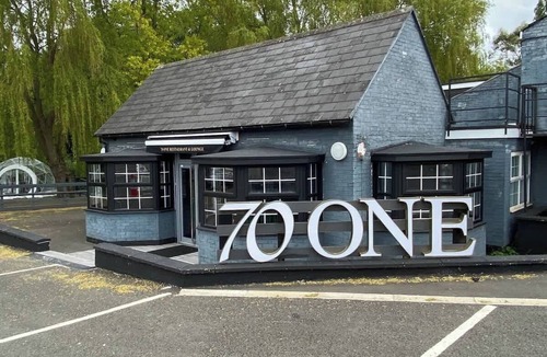 Weston Apartment | Host & Stay | Waterfront