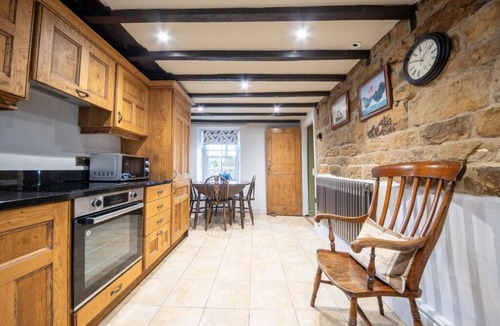 Alfreton House | Host & Stay | Well Farm Cottage