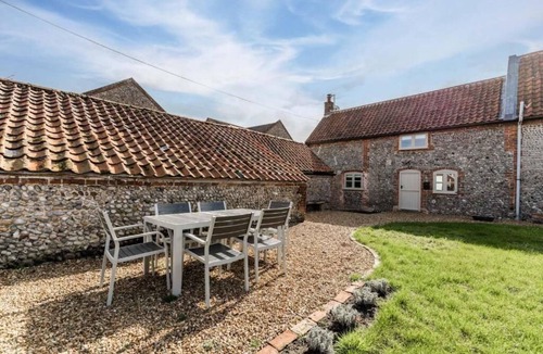 Salthouse Cottage | Host & Stay | White End