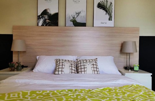 Nusajaya Apartment | HostaHome Presidential Suite at Puteri Harbour