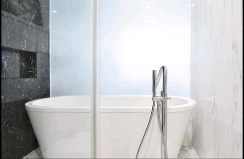 Nusajaya Apartment | HostaHome Presidential Suite at Puteri Harbour