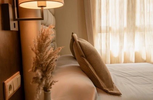 Novele Hostel | Hostal Ágora