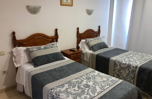Olias del Rey Hostel | Hostal 82