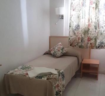 Tarragona Hostel | Hostal Alhambra Tarragona