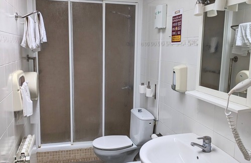 Sant Gervasi Hotel | Hostal Alogar