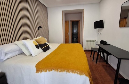 Old Town of Avila Hostel | Hostal Bellas