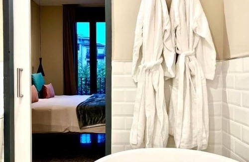 Tremp Hostel | Hostal Boutique La Canonja