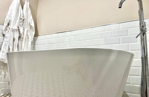 Tremp Hostel | Hostal Boutique La Canonja