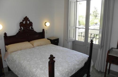 San Lorenzo Savall House | Hostal Cal Pla