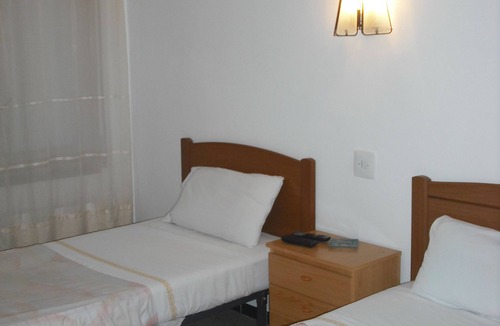 Cassa de la Selva Hostel | Hostal Cassà