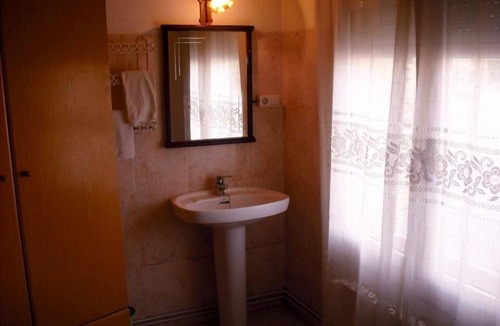 Cassa de la Selva Hostel | Hostal Cassà