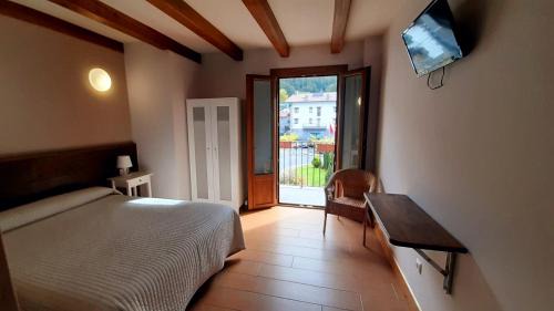 Leitza House | Hostal-Cicloturismo Lopenea