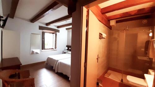 Leitza House | Hostal-Cicloturismo Lopenea