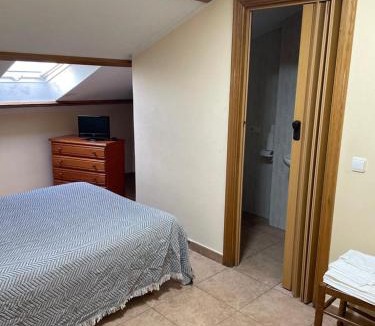 Cendea de Olza House | HOSTAL DON JAVIER