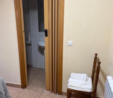 Cendea de Olza House | HOSTAL DON JAVIER