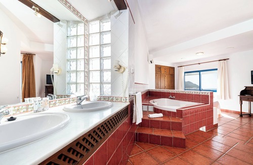 San Jose Hostel | Hostal El Dorado Cabodegata