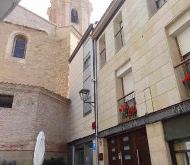 Cascante House | Hostal El Lechuguero