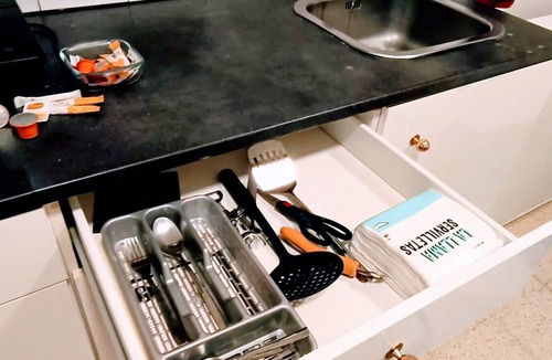 Badalona Hostel | Hostal estudios