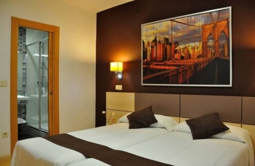 Cuatro Caminos Hostel | Hostal Falfes