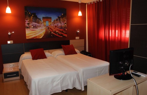 Cuatro Caminos Hostel | Hostal Falfes