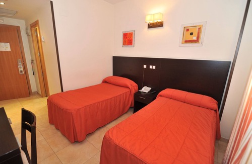 San Fernando de Henares Hostel | Hostal Goyma III