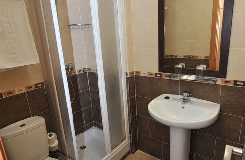 San Fernando de Henares Hostel | Hostal Goyma III