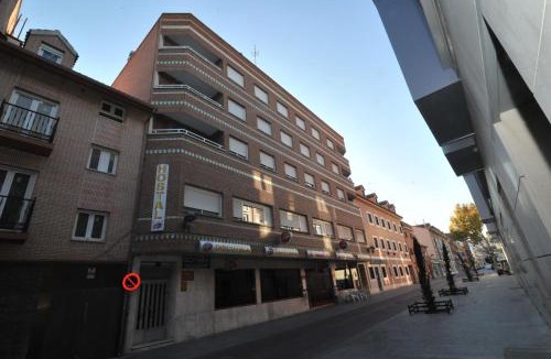 San Fernando de Henares House | Hostal Goyma I