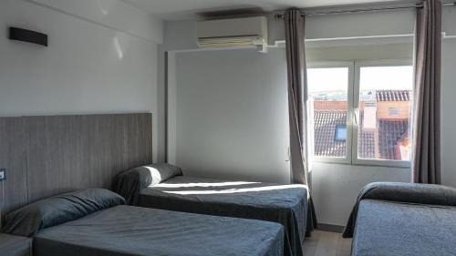 San Fernando de Henares House | Hostal Goyma III
