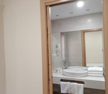 Toledo City Center House | Hostal Infantes