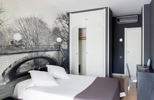 Barrio de Maria Auxiliadora Hostel | Hostal Joaquín Costa Un Punto Chic