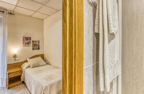 Figueres House | Hostal La Barretina
