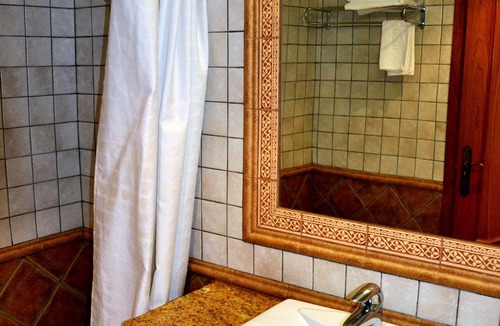 Os de Civis Hostel | Hostal La Font