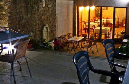 Buera House | Hostal La Fuente