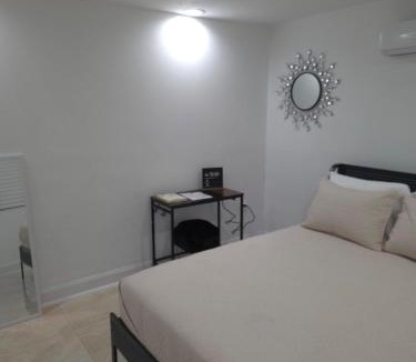 Lake Magdalene Apartment | Hostal La Fuente