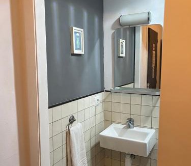 Arenys de Mar House | Hostal La Lluna