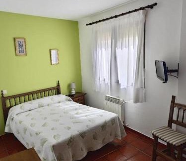 Villalcazar de Sirga House | Hostal las Cantigas