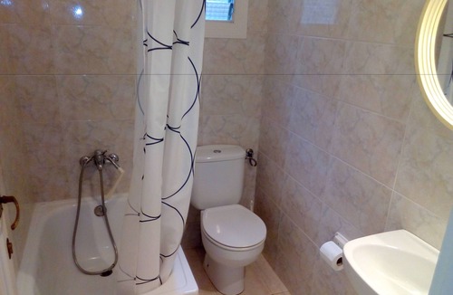 Segur de Calafell Hostel | Hostal Lleida