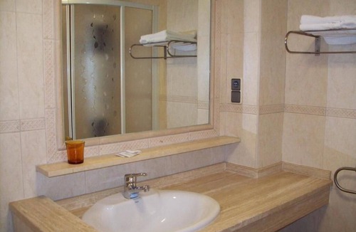 Province of Toledo Hostel | Hostal Los Gavilanes 2