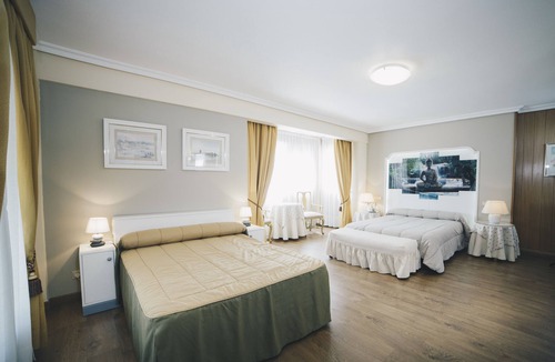 Province of Toledo Hostel | Hostal Los Gavilanes 2