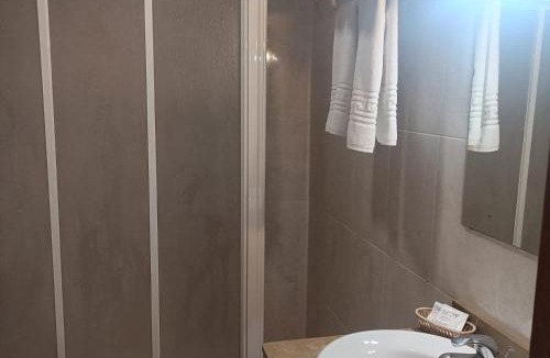 Fuentes House | Hostal Los Palancares
