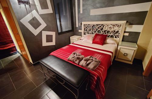 Pineda de Mar House | Hostal Manel