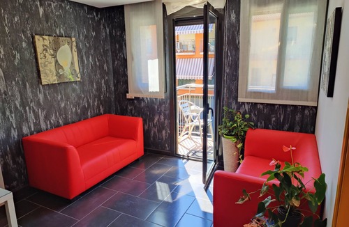 Pineda de Mar Hostel | Hostal Manel