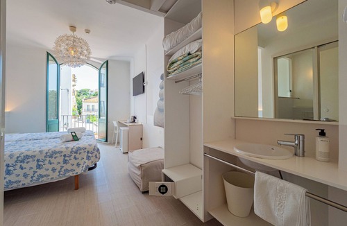 Portlligat Hostel | Hostal Marina Cadaqués