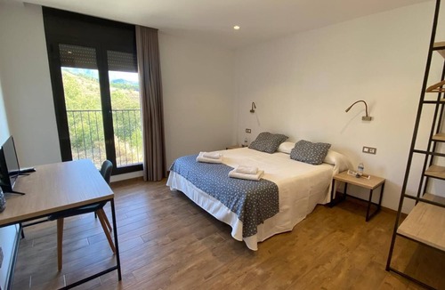 Poboleda Hostel | Hostal Mussols