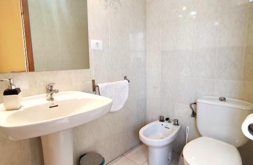 Alcala de Xivert Hotel | Hostal Neus