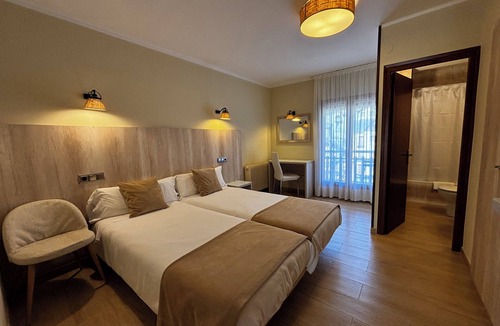 Llavorsi Hostel | Hostal Noguera