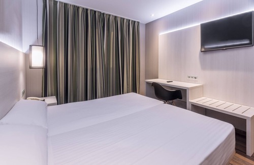 El Raval Hostel | Hostal Operaramblas