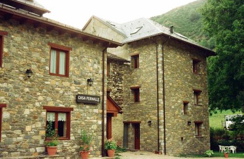 Erill la Vall House | Hostal Pernalle